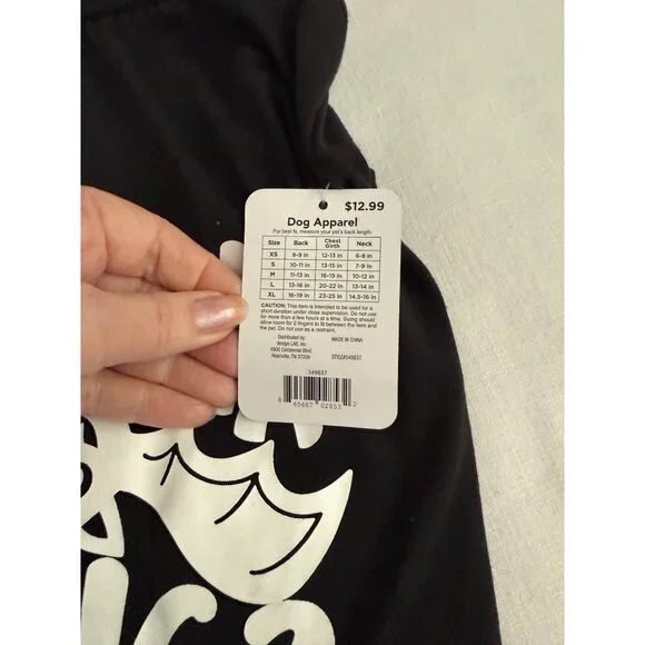 Wanna Hang Dog Shirt Halloween Pet Tee Size XL Black Bat Design Buttons and Bone - Picture 5 of 7